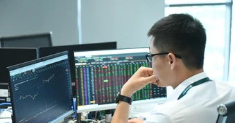 VN-Index trước 'cửa ải' 1.800 điểm: Dòng tiền có đủ sức duy trì?