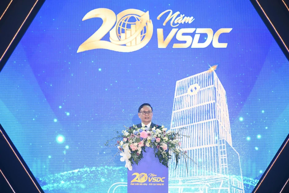 VSDC - 20 năm đồng hành cùng sự lớn mạnh của thị trường chứng khoán Việt Nam VSDC - 20 năm đồng hành cùng sự lớn mạnh của thị trường chứng khoán Việt Nam