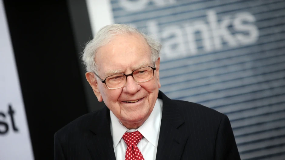 Warren Buffett cảnh báo kiểu đầu tư "nửa tỉnh nửa mê" khiến bạn mất tiền Warren Buffett cảnh báo kiểu đầu tư "nửa tỉnh nửa mê" khiến bạn mất tiền