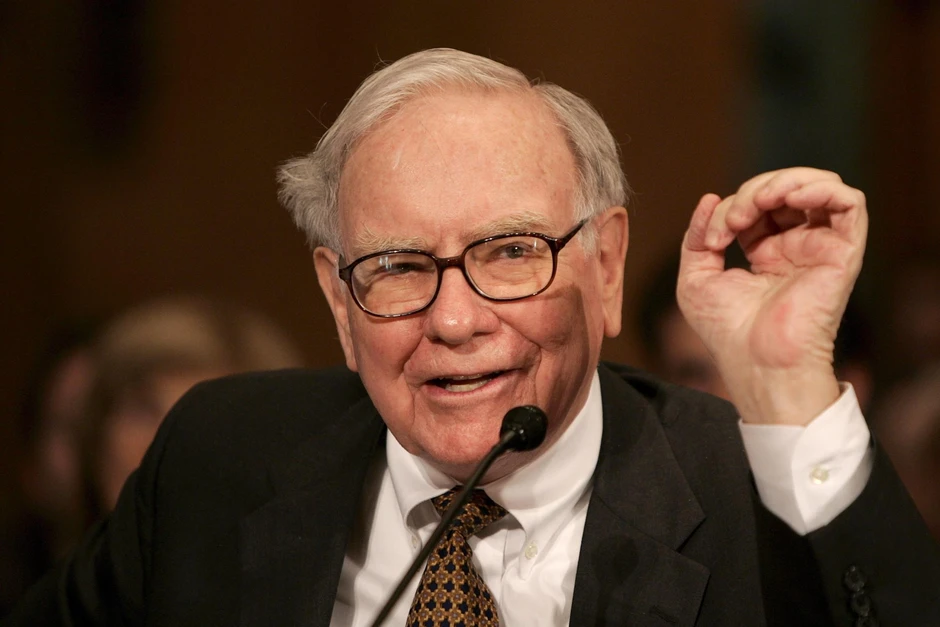 Warren Buffett ôm 400 tỷ USD chờ thời khi thị trường hóa "sòng bạc" Warren Buffett ôm 400 tỷ USD chờ thời khi thị trường hóa "sòng bạc"