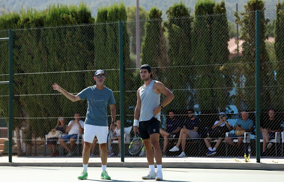 Alcaraz chạy đua với thời gian, nguy cơ lỡ US Open Alcaraz chạy đua với thời gian, nguy cơ lỡ US Open