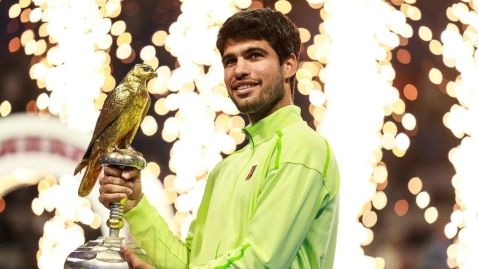 Alcaraz hủy diệt Fils ở chung kết Qatar Mở rộng Alcaraz hủy diệt Fils ở chung kết Qatar Mở rộng