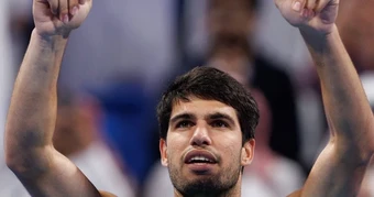 Alcaraz "tốc hành" giành ATP 500 tại Qatar, tiến sát cột mốc của Big 3