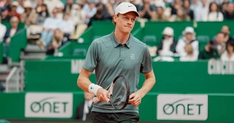 Alcaraz, Sinner thắng nhanh tại trận mở màn Monte Carlo Masters