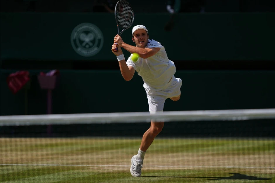 Arthur Fery - nhà giàu vượt sướng để thành ngôi sao Wimbledon Arthur Fery - nhà giàu vượt sướng để thành ngôi sao Wimbledon