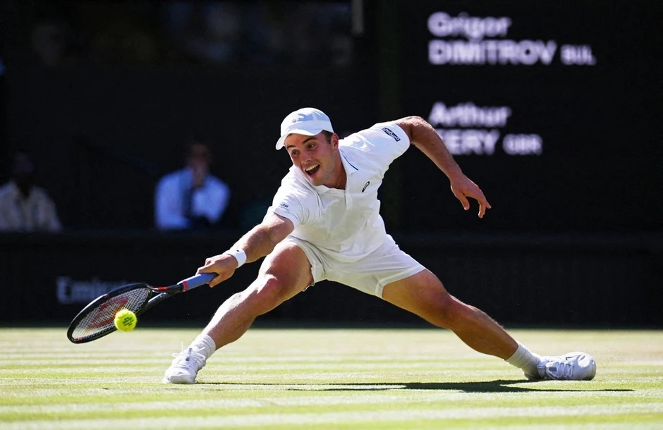 Arthur Fery - nhà giàu vượt sướng để thành ngôi sao Wimbledon Arthur Fery - nhà giàu vượt sướng để thành ngôi sao Wimbledon