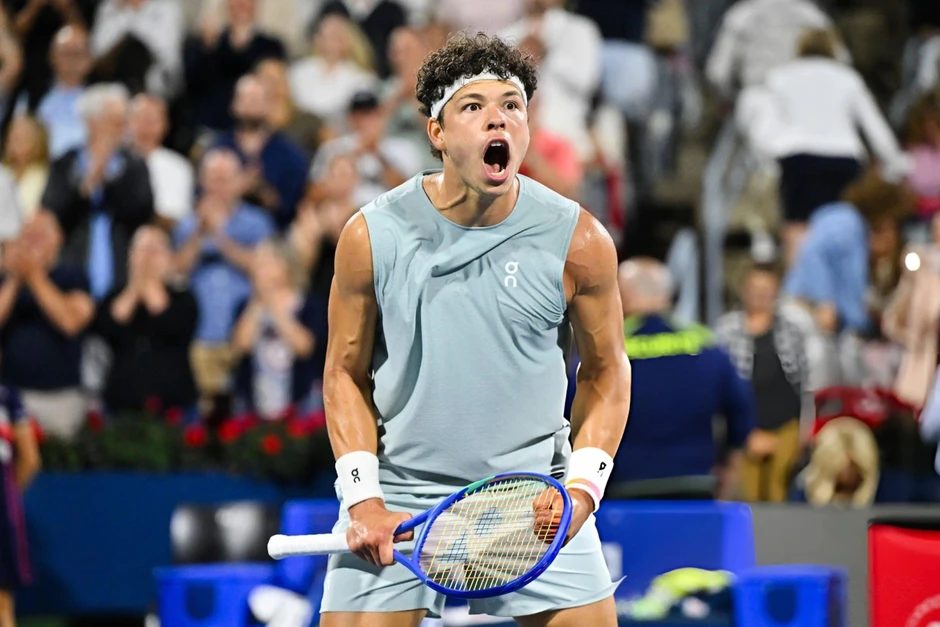 Ben Shelton năm thứ hai liên tiếp vô địch Canadian Open Ben Shelton năm thứ hai liên tiếp vô địch Canadian Open