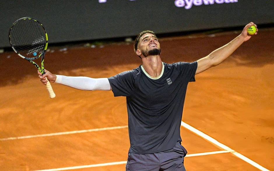 Djokovic bị loại ngay trận mở màn Rome Masters 2026 Djokovic bị loại ngay trận mở màn Rome Masters 2026