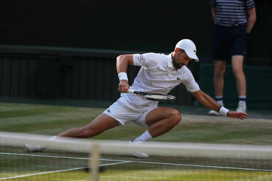 Djokovic - người vừa được ban phước vừa mang lời nguyền Djokovic - người vừa được ban phước vừa mang lời nguyền