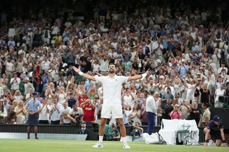 Djokovic thắng trận tứ kết dài nhất lịch sử Wimbledon Djokovic thắng trận tứ kết dài nhất lịch sử Wimbledon