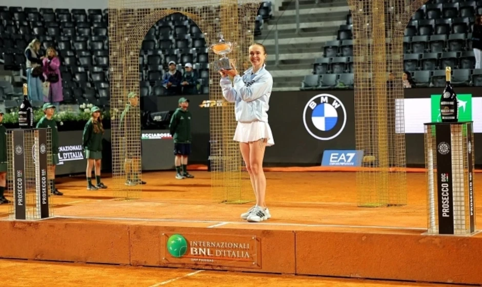Elina Svitolina - người mẹ truyền cảm hứng ở Roland Garros Elina Svitolina - người mẹ truyền cảm hứng ở Roland Garros