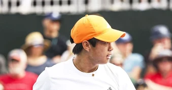 Hạ tay vợt top 8 thế giới, Learner Tien tiến vào vòng 4 Indian Wells