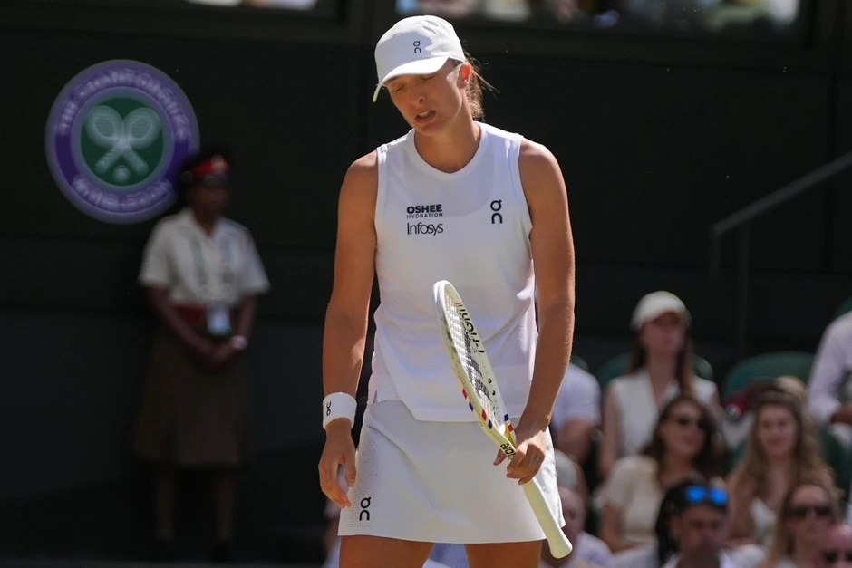 HC vàng SEA Games hạ ĐKVĐ Wimbledon HC vàng SEA Games hạ ĐKVĐ Wimbledon
