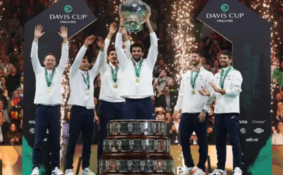 Italy làm nên lịch sử khi giành ‘cú hattrick’ vô địch Davis Cup