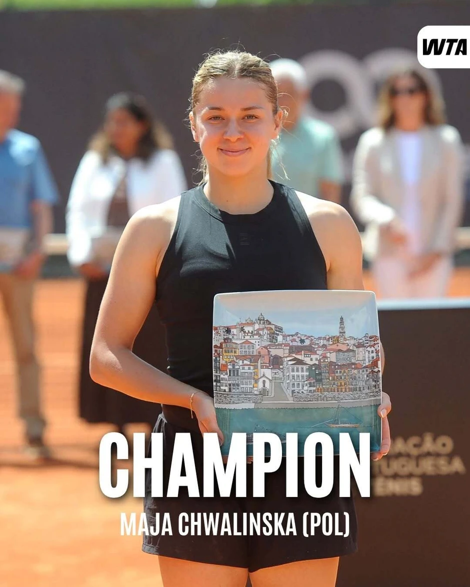 Maja Chwalinska: Từ bóng tối trầm cảm đến câu chuyện cổ tích Roland Garros Maja Chwalinska: Từ bóng tối trầm cảm đến câu chuyện cổ tích Roland Garros