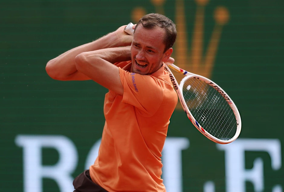 Medvedev thua chóng vánh ở trận ra quân tại Monte Carlo Masters Medvedev thua chóng vánh ở trận ra quân tại Monte Carlo Masters