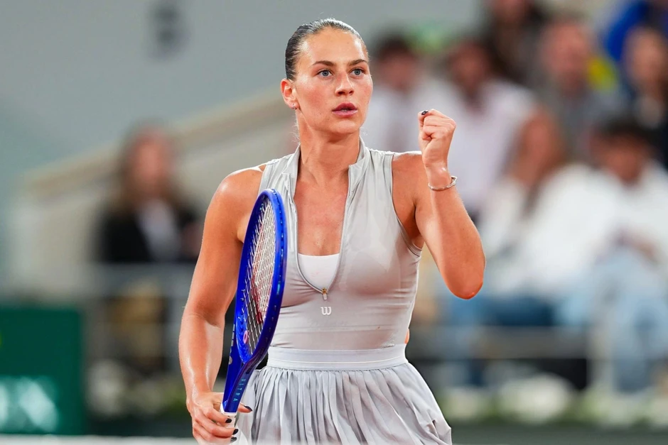 Phía sau kỳ tích của tay vợt Ukraine đầu tiên vào bán kết Roland Garros Phía sau kỳ tích của tay vợt Ukraine đầu tiên vào bán kết Roland Garros