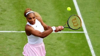 Serena Williams trở lại đánh đơn ở Wimbledon