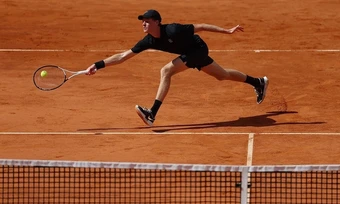 Sinner bắt kịp kỷ lục Masters 1000 của Djokovic