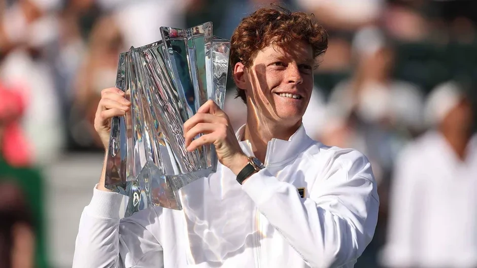 Sinner rút ngắn cách biệt với Alcaraz, Djokovic không dự Miami Open Sinner rút ngắn cách biệt với Alcaraz, Djokovic không dự Miami Open