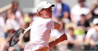 Sinner trước cơ hội lịch sử tại Roland Garros 2026