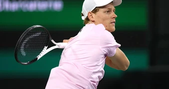 Sinner, Zverev khởi đầu suôn sẻ tại Indian Wells Masters