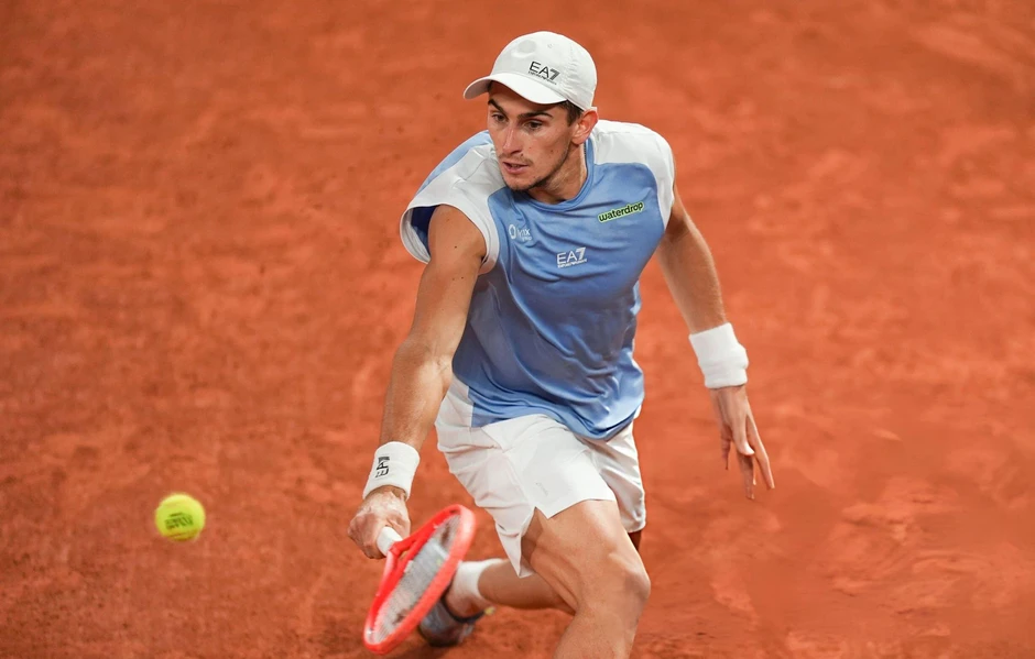Tay vợt Italy chia sẻ lý do bất ngờ rút lui khỏi bán kết Roland Garros Tay vợt Italy chia sẻ lý do bất ngờ rút lui khỏi bán kết Roland Garros