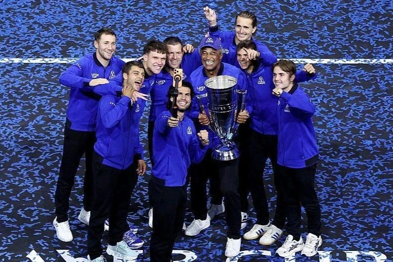 Zverev tỏa sáng, đội tuyển châu Âu vô địch Laver Cup 2026
