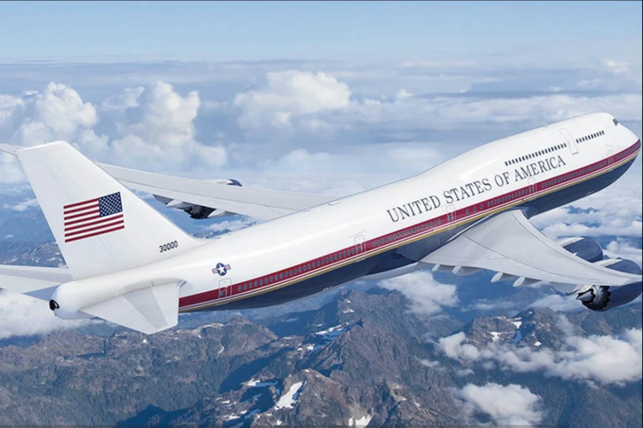 Boeing lỗ 3 tỷ USD vì dự án "Không lực Một" của Tổng thống Mỹ