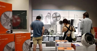 Các hãng điều hòa châu Á "hốt bạc" nhờ nắng nóng kỷ lục ở châu Âu