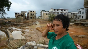 Cảnh tan hoang ở Trung Quốc sau bão Maysak