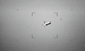 Có gì trong hồ sơ UFO được Lầu Năm Góc giải mật