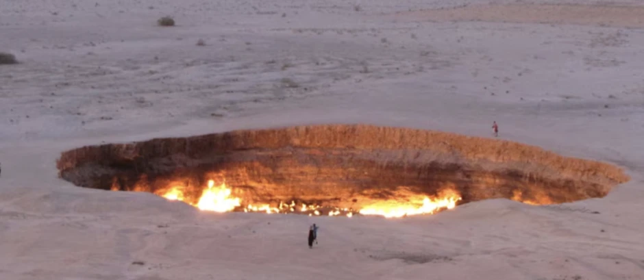 'Cổng địa ngục' rực lửa bí ẩn ở Turkmenistan 'Cổng địa ngục' rực lửa bí ẩn ở Turkmenistan