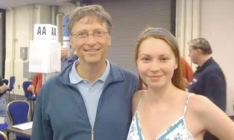 Cuộc tình ngoài luồng của Bill Gates với cô gái Nga