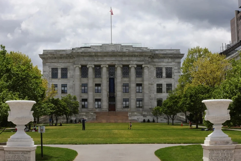 Đại học Harvard chi 53 triệu USD dàn xếp bê bối bán thi thể hiến tặng Đại học Harvard chi 53 triệu USD dàn xếp bê bối bán thi thể hiến tặng