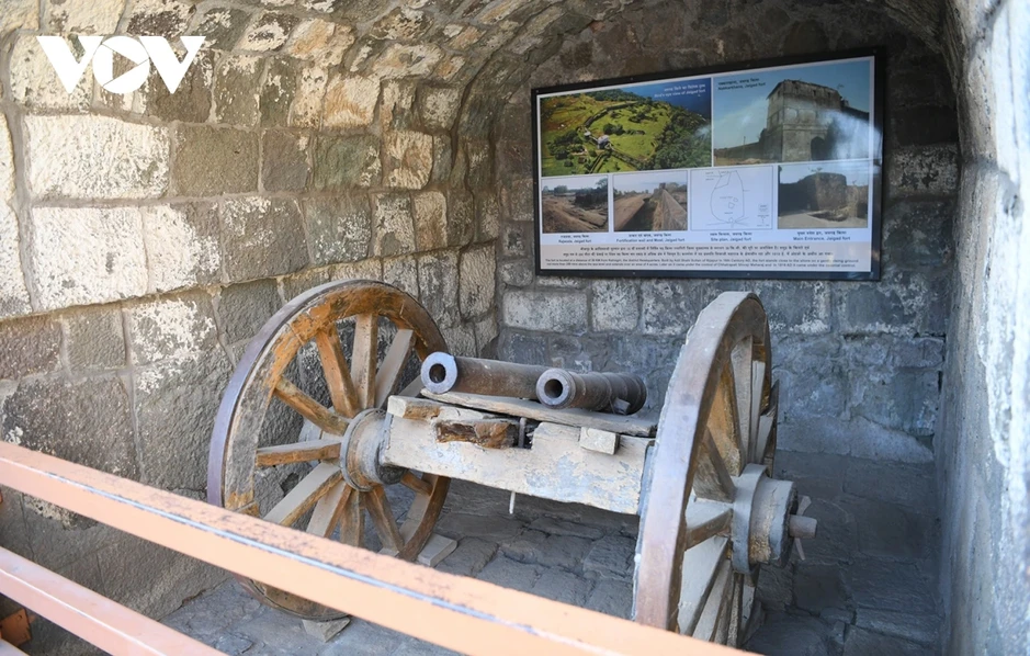 Daulatabad - pháo đài hùng vĩ và kiên cố bậc nhất của Ấn Độ thời Trung cổ