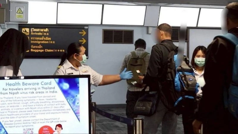 Dịch Ebola bùng phát, Thái Lan siết chặt kiểm soát hàng không dân dụng Dịch Ebola bùng phát, Thái Lan siết chặt kiểm soát hàng không dân dụng