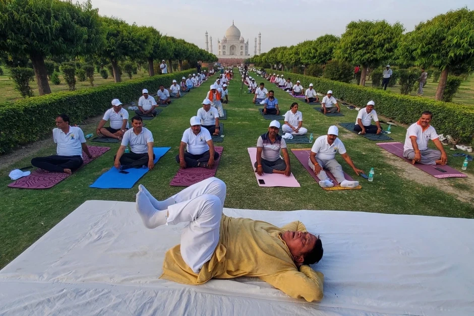 Hàng triệu người trên khắp thế giới cùng tập yoga trong ngày 21/6