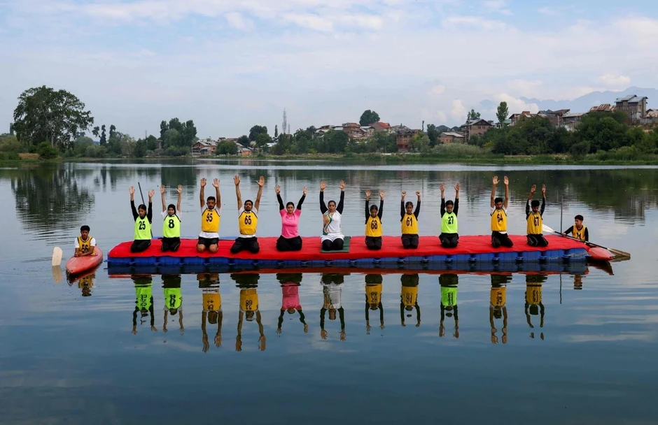 Hàng triệu người trên khắp thế giới cùng tập yoga trong ngày 21/6