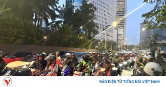 Hệ thống giao thông công cộng tốt thứ 9 ở châu Á, vì sao Jakarta vẫn tắc đường?