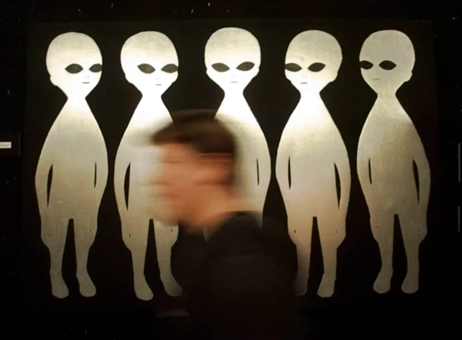 Hoài nghi phủ bóng hồ sơ UFO sắp được Lầu Năm Góc công bố Hoài nghi phủ bóng hồ sơ UFO sắp được Lầu Năm Góc công bố