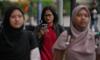 Indonesia cấm trẻ dưới 16 tuổi sử dụng mạng xã hội