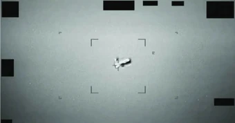 Lầu Năm Góc giải mật nhiều hồ sơ về UFO