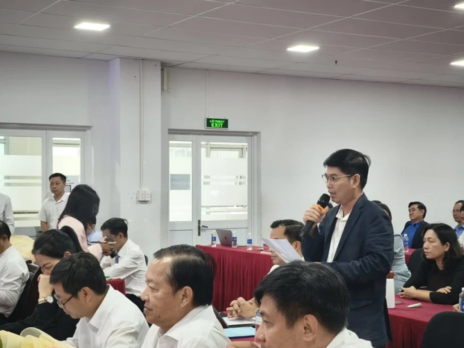 Nghiên cứu mô hình chia sẻ trang thiết bị giữa các trường nghề Nghiên cứu mô hình chia sẻ trang thiết bị giữa các trường nghề