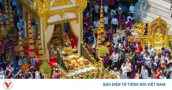 Người dân Campuchia tưng bừng đón Tết cổ truyền Chol Chnam Thmay 2026