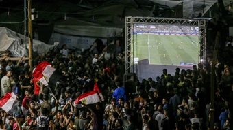 Người Gaza xem World Cup giữa đống đổ nát - Báo TinVina
