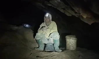 Người mắc kẹt kể 11 ngày cầm cự trong hang ngập nước ở Lào