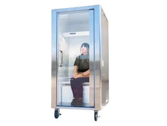 Nhật Bản ra mắt ‘tủ lạnh dành cho người’, giúp hạ nhiệt trong 10 phút