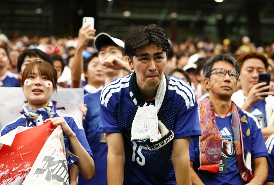 Những giọt nước mắt đầy tiếc nuối trước ngưỡng cửa tứ kết World Cup 2026 Những giọt nước mắt đầy tiếc nuối trước ngưỡng cửa tứ kết World Cup 2026