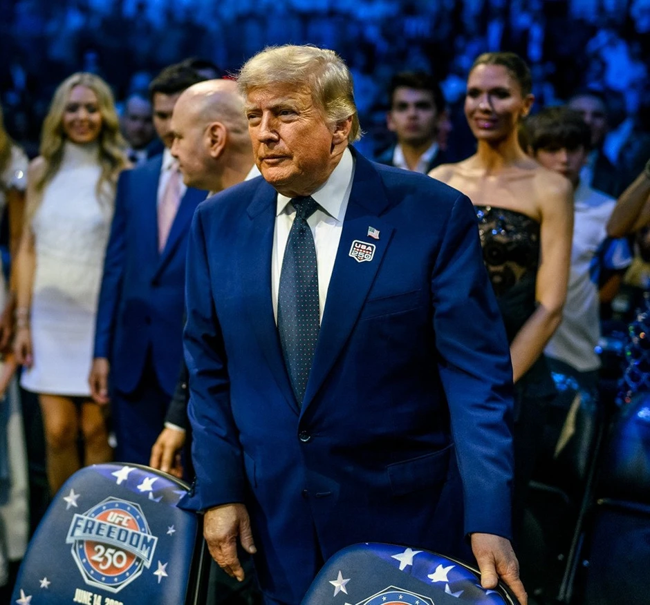 Những hình ảnh ấn tượng trong sự kiện mừng sinh nhật Tổng thống Trump